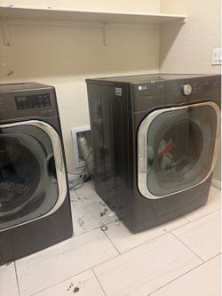LG washer dryer front loader set