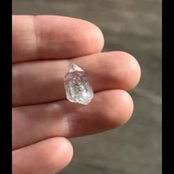 Herkimer point fossil crystal