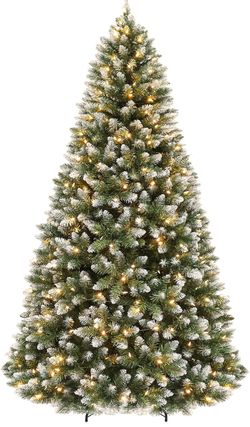 Pre-lit Christmas tree