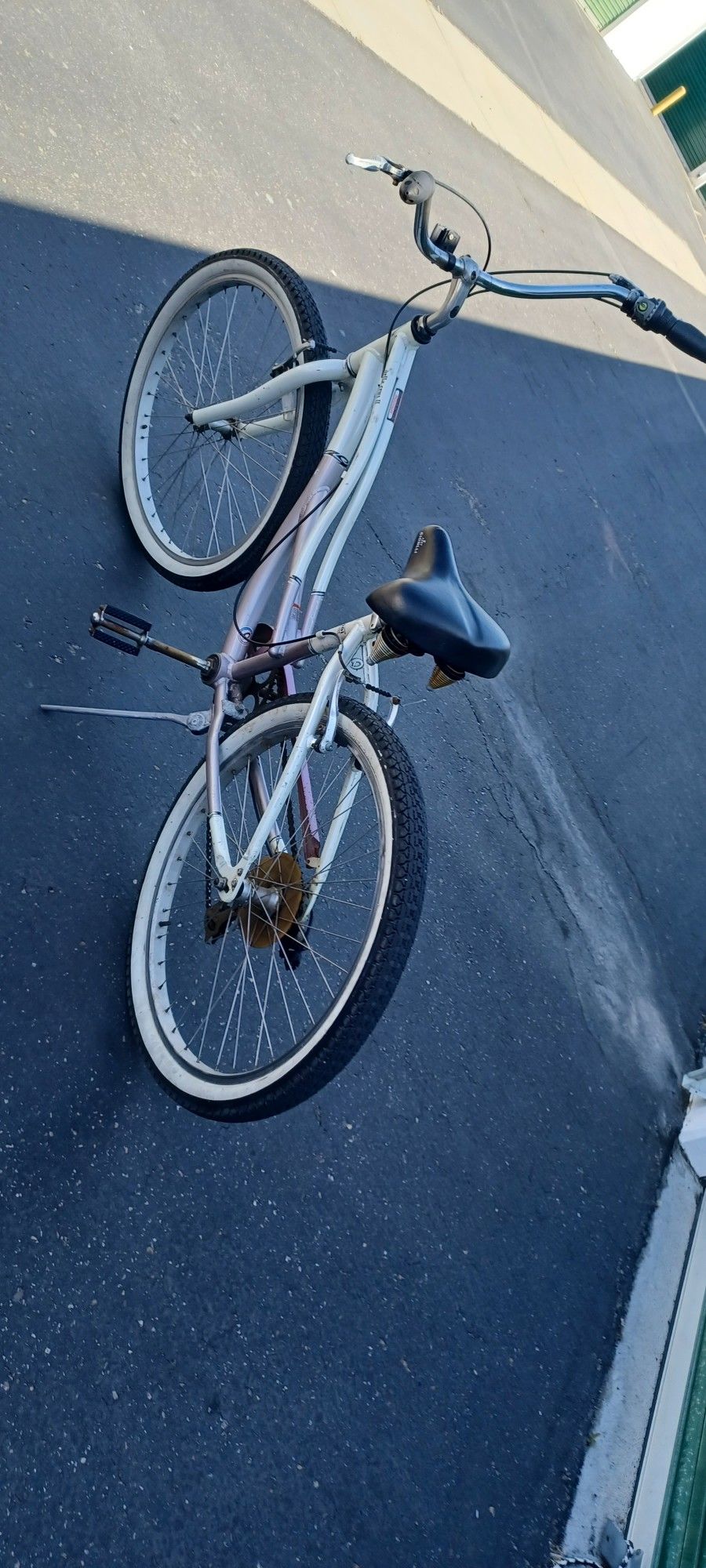 5..26 " 7 SPEEDS BEACH CRUIZER BIKES EXCELLENT CONDITIONS Difference Prices.OBO