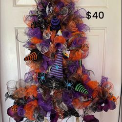 Witch Halloween Wreath 