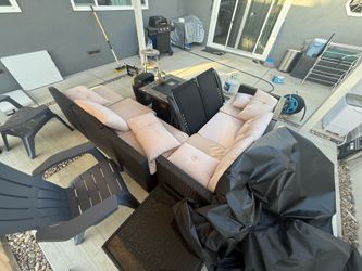 Outdoor couch set