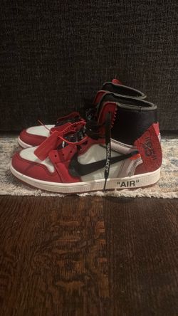 Nike off-white AJ1 “Chicago”