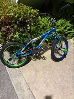 BIKE FOR AGES 5-10 $25.00 OBO