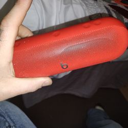 Beats Pill