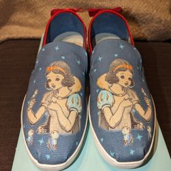 Tom's Disney Snow White Size 9.5W
