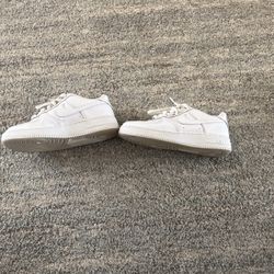 Air Force 1’s Size 6.5y