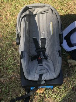 Urbini car seat with base
