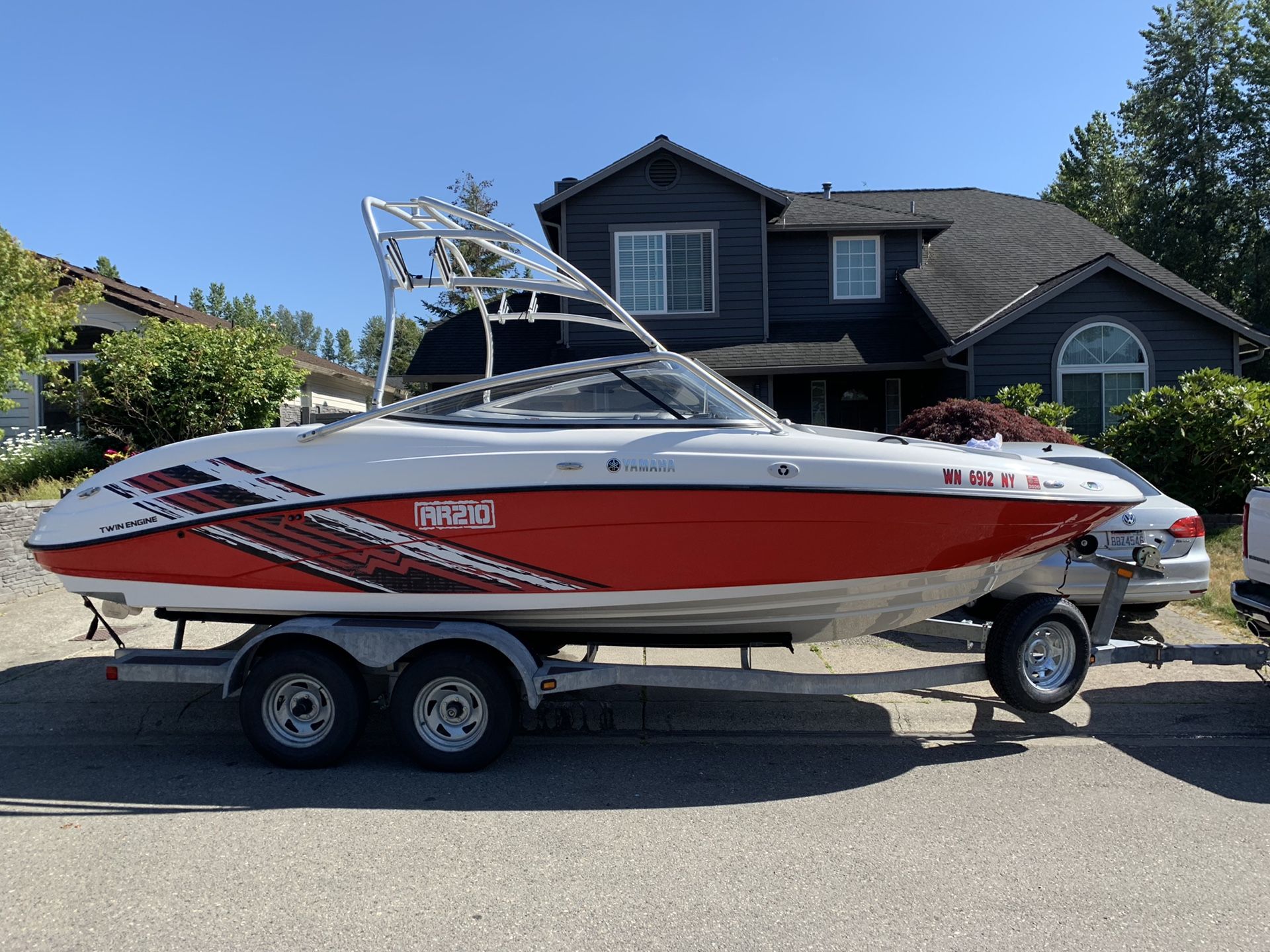2008 YAMAHA JET BOAT AR210! Cleanest boat on the market. Perfect condition! TWIN ENGINES