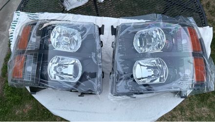 07-13 Chevy Silverado Black Housing Headlights