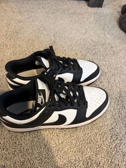 Women Nike Dunk Low Panda Sneakers