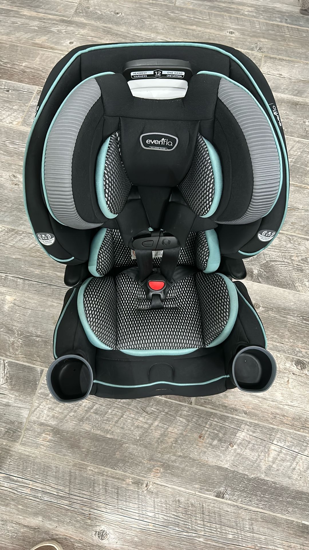 Evenflo All Stages Slim 4 In 1 Convertible Car seat