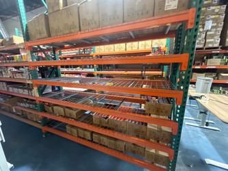 New & Used Pallet Racks – Fast Setup!