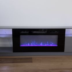 Entertainment center