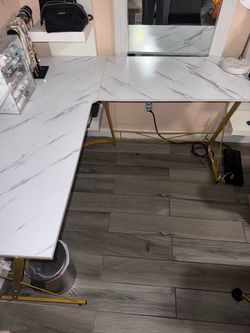 L-shaped marble desk