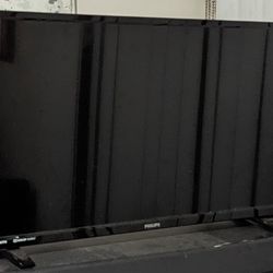 Philips TV and Samsung Blu-ray DVD Player