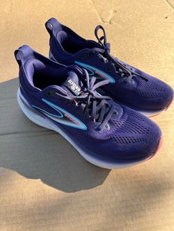Brooks Glycerin GTS 22 Women’s Running Shoes - Size 8 (Excellent Condition)