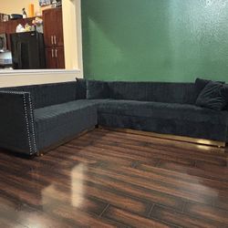 Like NEW L Shaped Sofa!! 