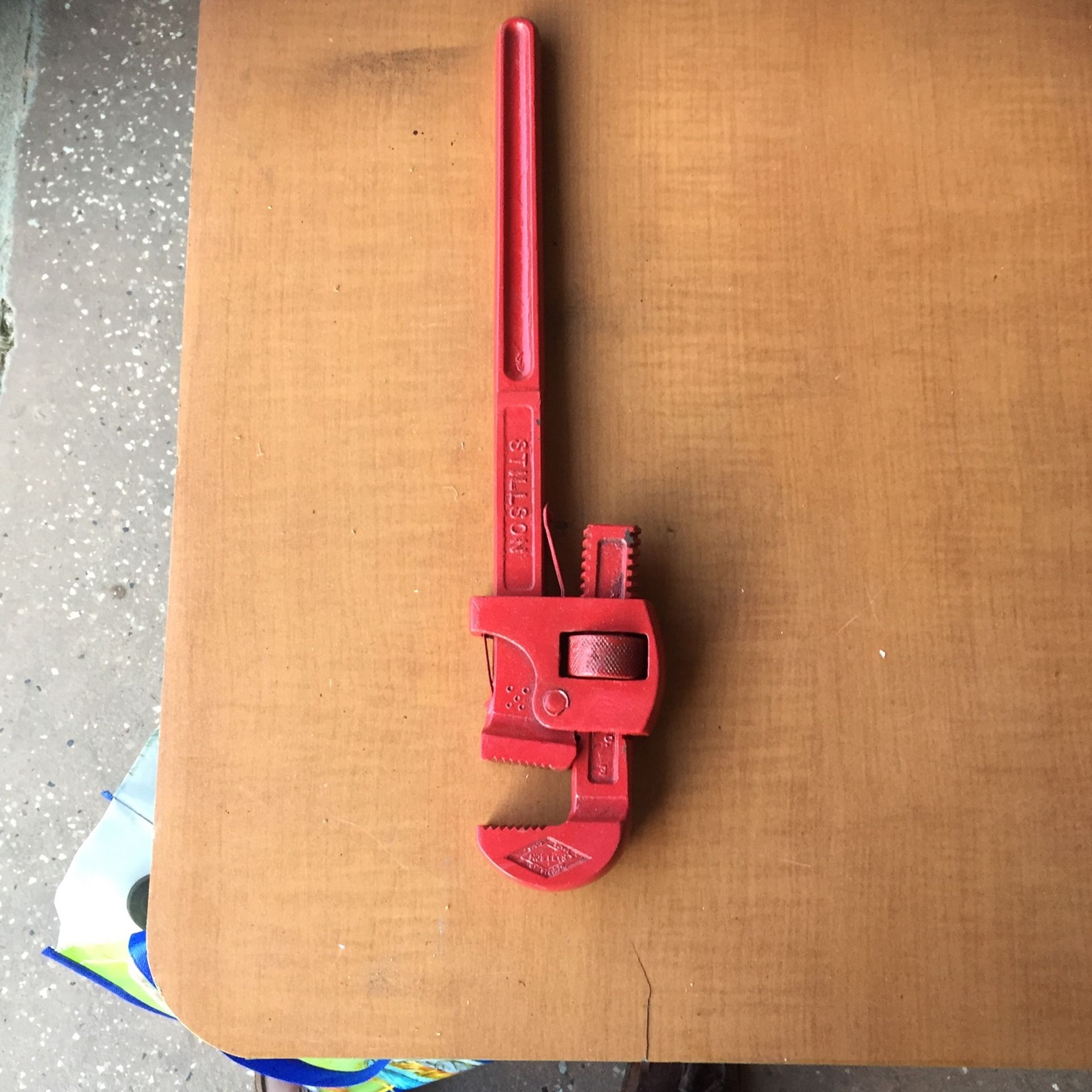 18” Pipe Wrench