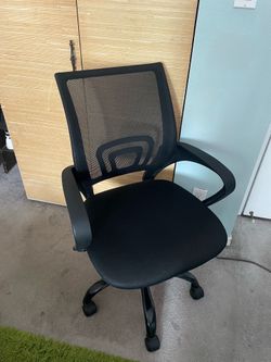 Desk chair