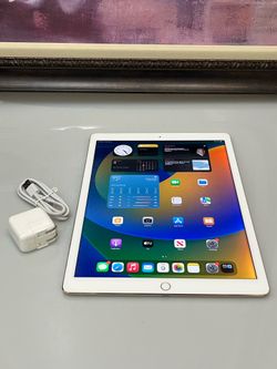 Apple iPad Pro Tablet 12.9” A1652 128GB iOS 16 w/ Charger - $179