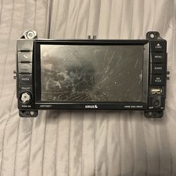 Stock Radio Off A 03 Jeep