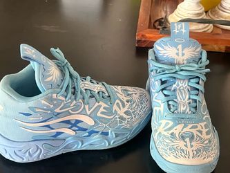 Anta KT Basketball Sneakers Light Blue Graphic
