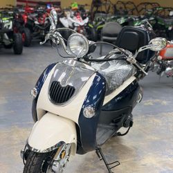 Trailmaster Sorrento 150cc Street Legal Scooter