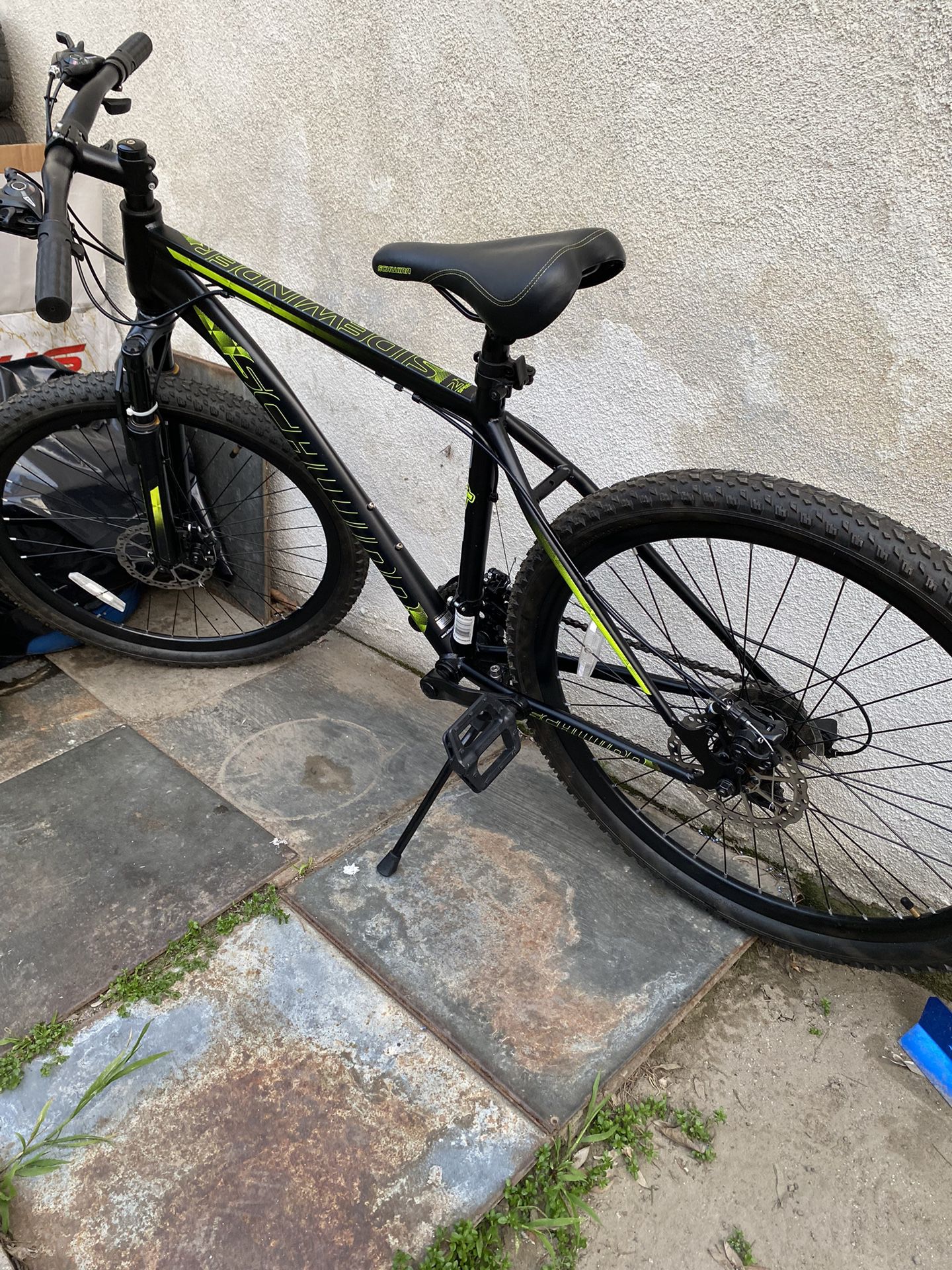 New Bike Nueva Bicycleta Schwiin 26” Sidewinder For Sale