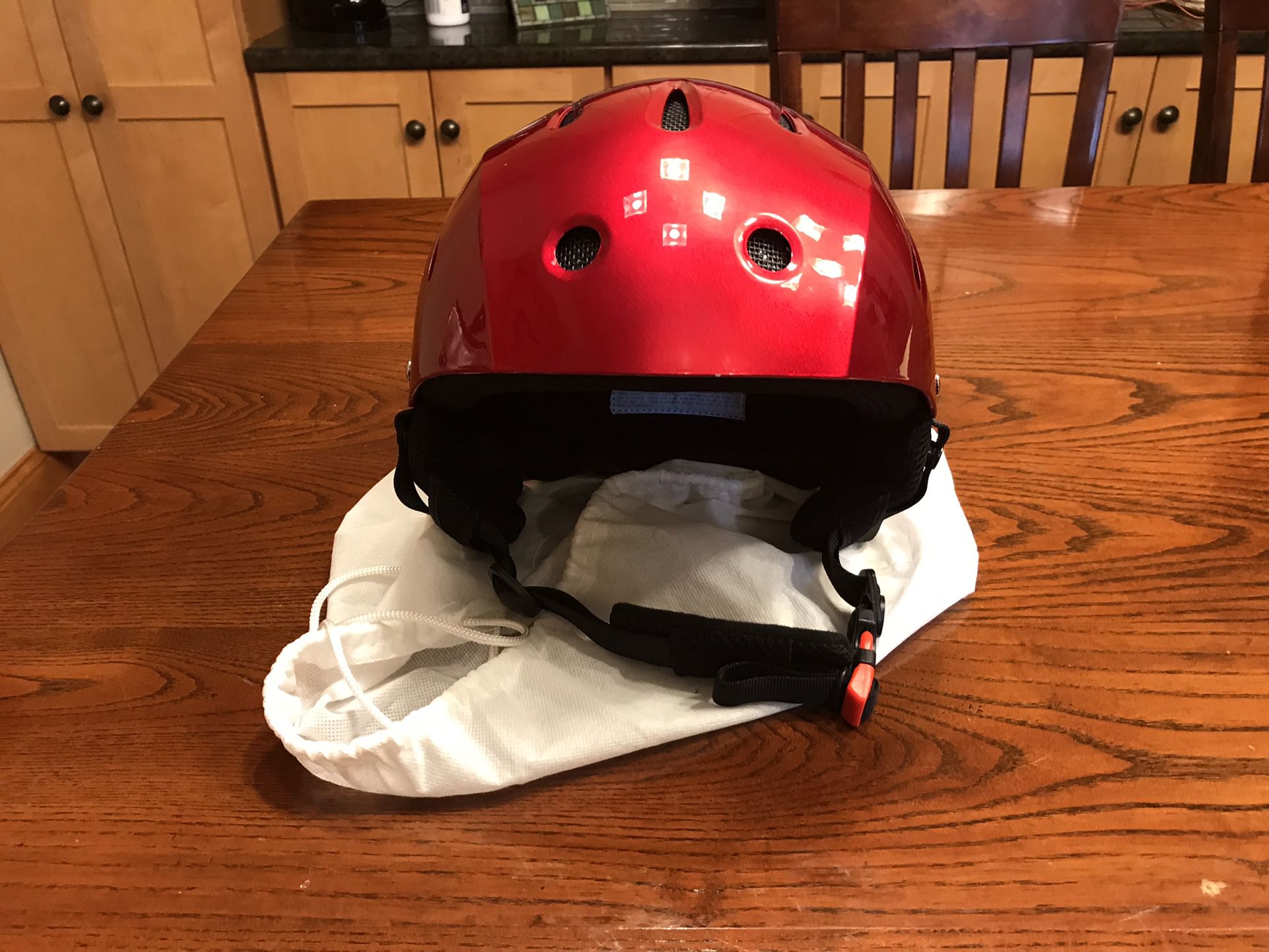 Red Ski/snowboard Helmet Women’s Medium