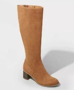 Universal thread
 women's size 6.5 