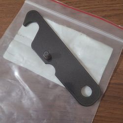 Braun 27013RW Rear Lift Tite Latch For 06 Braun Lifts