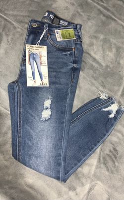Size 3 JUNIORS JEANS