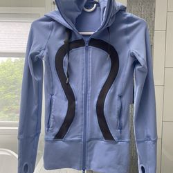 Lululemon Size 2 Light blue Stride Jacket With Hood 