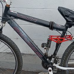 Bycycle Genesis Mountain Bike 