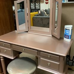 Vanity With Stool
