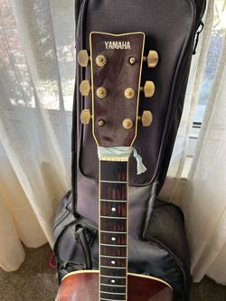 Yamaha guitar