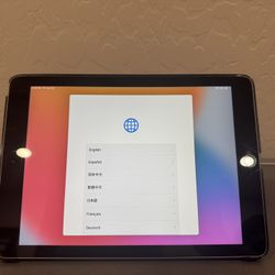 Apple iPad 6th Generation A1893 32GB Wi-Fi 9.7" Silver Factory Reset