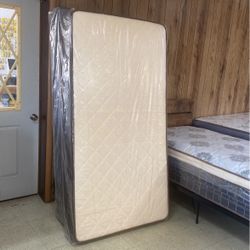 NEW TWIN SIZE MATTRESS SET 😍  JUST FOR ONLY 169.99$ 