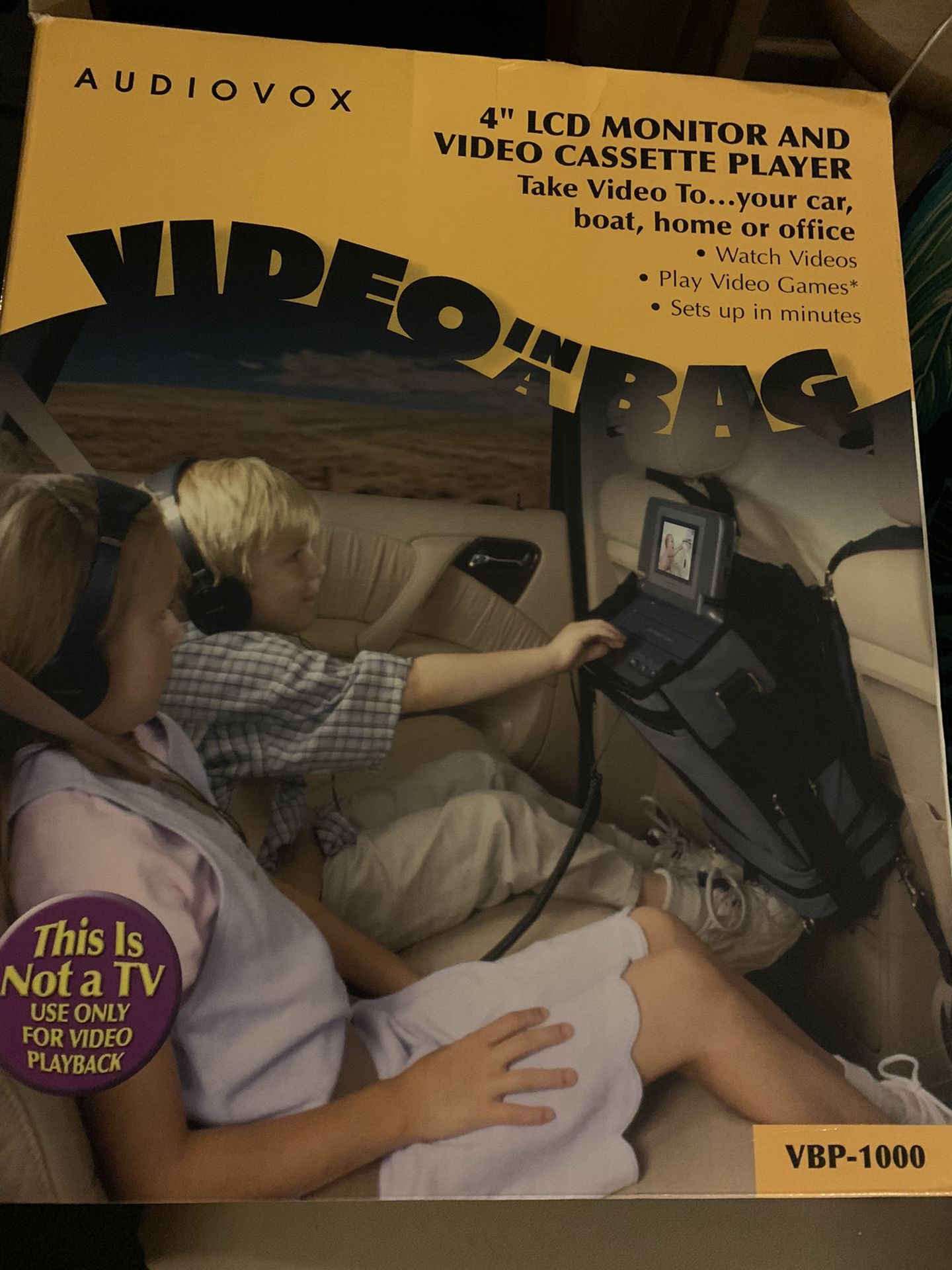 Audiovox (video In A Bag) 4 “LVD Video Cassette Player