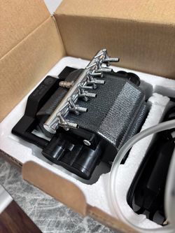 Aquarium pump with tube and 6 Valve adapter