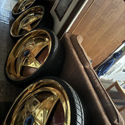 28 In Dub Floaters