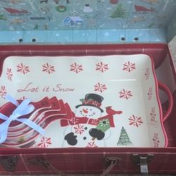 Christmas Themed Let it Snow Serving Dish and Measuring Cups