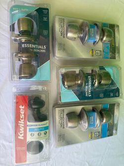 Lot of 5 Bed & Bath Door Knobs