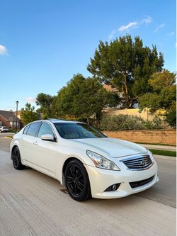 Infiniti G37 2011