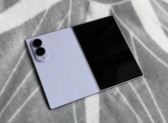 Samsung Galaxy Fold 8