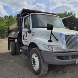 INTERNAT'L MV607 Dump Truck