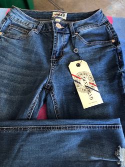New with tags girl size one stretchy skinny distressed