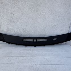 2019 2023 CADILLAC XT4 DASH WINDSHIELD UPPER DEFROSTER VENT COVER GRILLE TRIM OEM