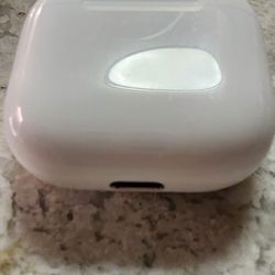 Apple AirPods (4th Generation)